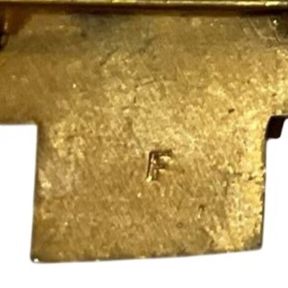 Vintage WWll Gold Filled American Red Cross Guilloche Enamel Nurse Pin Brooch 1" - Picture 3 of 4